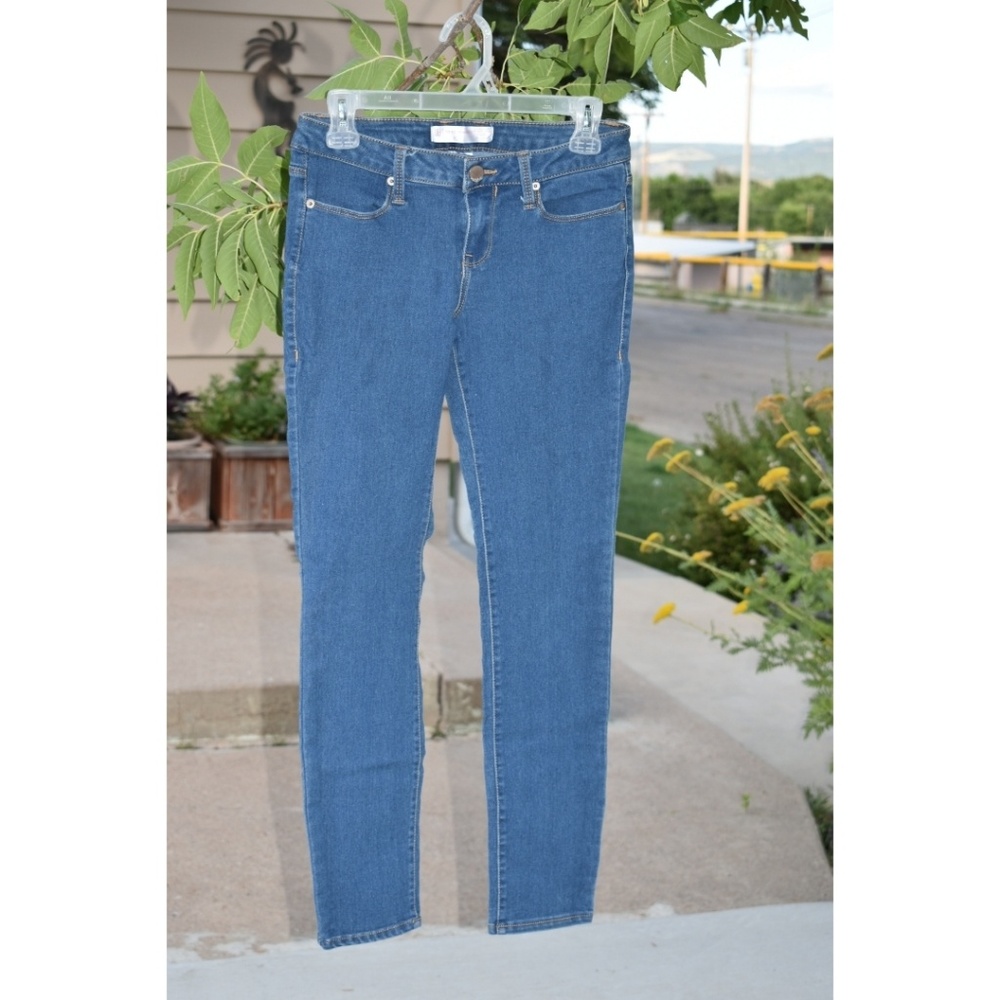 Stretchy Skinny Jeans